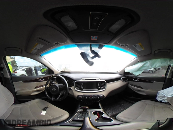 2017 Kia Sorento LX with VIN 5XYPGDA34HG293207, listed as a IAAI auction lot 42108117 with 187,998 mi miles and . Bid and sale history available at DreamBid. Image 20.