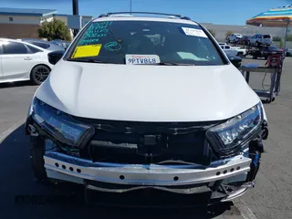 2025 Honda Odyssey Sport-L with VIN 5FNRL6H75SB017027, listed as a IAAI auction lot 41763264 with 4,511 mi miles. Bid and sale history available at carsss.com. Image 13.