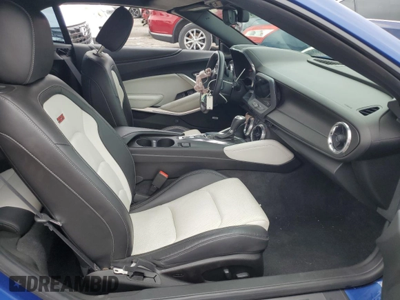 2019 Chevrolet Camaro 2SS z VIN 1G1FH3D70K0108433, wystawiony jako Copart lot #54542274 z przebiegiem 37 726 mil mil oraz Szkoda całkowita • Salvage title. Historia ofert i sprzedaży dostępna na DreamBid. Obrazek 7.