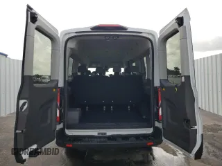 2024 Ford Transit Passenger XL z VIN 1FBAX2C85RKA36446, wystawiony jako Copart lot #60238785 z przebiegiem 325 mil mil oraz Czysty tytuł • Clean title. Historia ofert i sprzedaży dostępna na DreamBid. Obrazek 10.