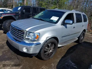 2007 Chrysler Aspen Limited with VIN 1A8HW58207F516492, listed as a IAAI auction lot 41817022 with NaN miles. Bid and sale history available at carsss.com. Image 17.