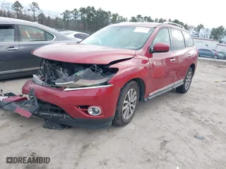 2014 Nissan Pathfinder S with VIN 5N1AR2MN3EC642323, listed as a IAAI auction lot 41239216 with 138386 miles. Bid and sale history available at carsss.com. Image 17.