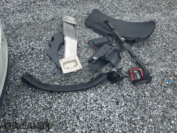 2021 Tesla Model 3 Standard Range Plus z VIN 5YJ3E1EA8MF978095, wystawiony jako Copart lot #45689495 z przebiegiem 44 375 mil mil oraz Szkody całkowita. Historia ofert i sprzedaży dostępna na DreamBid. Obrazek 12.