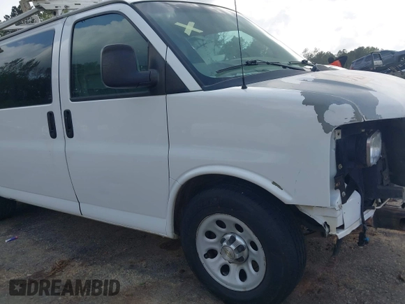 2014 Chevrolet Express Cargo z VIN 1GCSGAFX0E1155518, wystawiony jako IAAI lot #41915742 z przebiegiem 221 712 mil mil oraz . Historia ofert i sprzedaży dostępna na DreamBid. Obrazek 17.