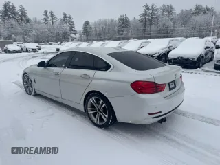 2016 BMW 4 Series 428i z VIN WBA4A9C53GG507015, wystawiony jako Copart lot #44042195 z przebiegiem 184 240 mil mil oraz Czysty tytuł • Clean title. Historia ofert i sprzedaży dostępna na DreamBid. Obrazek 3.