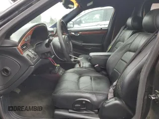 2005 Cadillac DeVille Limousine z VIN 1GEEH90Y05U550363, wystawiony jako Copart lot #55697945 z przebiegiem 47 196 mil mil oraz Czysty tytuł • Clean title. Historia ofert i sprzedaży dostępna na DreamBid. Obrazek 7.