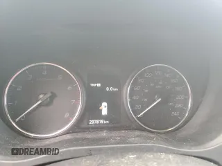 2017 Mitsubishi Outlander ES z VIN JA4AZ2A32HZ606660, wystawiony jako Copart lot #54252055 z przebiegiem Nie podano mil oraz Czysty tytuł • Clean title. Historia ofert i sprzedaży dostępna na DreamBid. Obrazek 9.