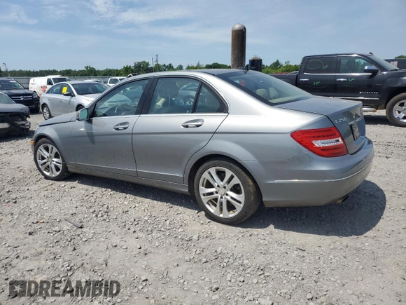 2013 Mercedes-Benz C 250 Sport с VIN WDDGF4HB7DR282607, выставлен на аукционе Copart как лот 57677125 с пробегом 217 925 миль миль и Чистый • Clean title. История ставок и продаж доступна на DreamBid. Изображение 2.