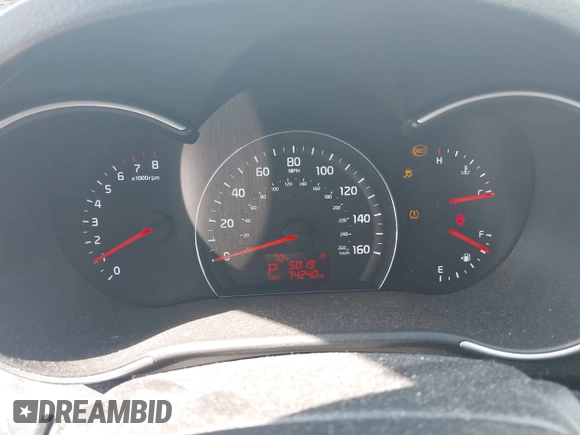 2014 Kia Sorento LX with VIN 5XYKT3A63EG522370, listed as a IAAI auction lot 42123046 with 74,240 mi miles. Bid and sale history available at carsss.com. Image 7.
