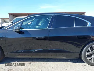 2020 Jaguar I-Pace SE with VIN SADHC2S12L1F87240, listed as a IAAI auction lot 41489254 with 58,359 mi miles and . Bid and sale history available at DreamBid. Image 15.
