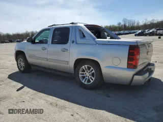 2013 Chevrolet Avalanche LS with VIN 3GNTKEE73DG370698, listed as a Copart auction lot 54191395 with 124,046 mi miles and Salvage title. Bid and sale history available at DreamBid. Image 2.