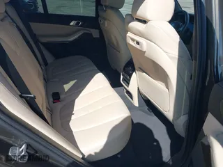 2022 BMW X5 xDrive40i with VIN 5UXCR6C06N9L83350, listed as a IAAI auction lot 41950890 with 29,701 mi miles. Bid and sale history available at carsss.com. Image 8.