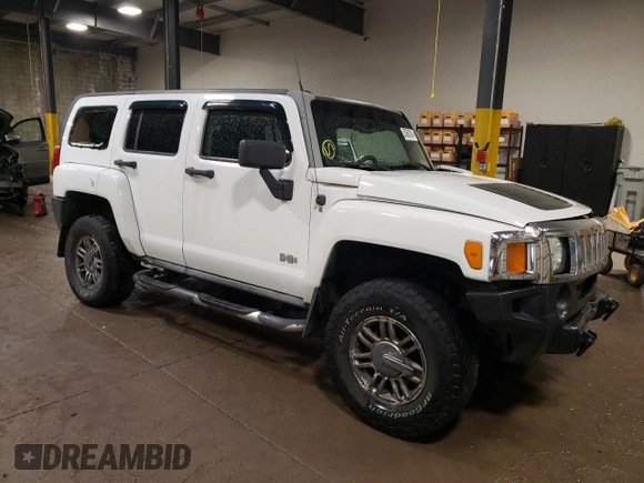 2007 Hummer H3 SUV with VIN 5GTDN13E078156947, listed as a Copart auction lot 53862914 with 166,532 mi miles and Salvage Title. Bid and sale history available at carsss.com. Image 4.