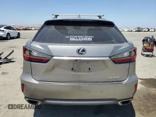 2017 Lexus RX 350 z VIN 2T2ZZMCA4HC044492, wystawiony jako Copart lot #60913785 z przebiegiem 78 145 mil mil oraz Szkoda całkowita • Salvage title. Historia ofert i sprzedaży dostępna na DreamBid. Obrazek 6.