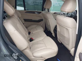 2017 Mercedes-Benz GLS 450 z VIN 4JGDF6EE3HA868406, wystawiony jako IAAI lot #42046056 z przebiegiem 106 655 mil mil oraz . Historia ofert i sprzedaży dostępna na DreamBid. Obrazek 8.