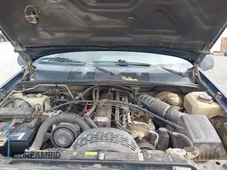 1995 Jeep Grand Cherokee Laredo с VIN 1J4GZ58SXSC605176, выставлен на аукционе IAAI как лот 42653431 с пробегом 282 961 миль миль и . История ставок и продаж доступна на DreamBid. Изображение 10.