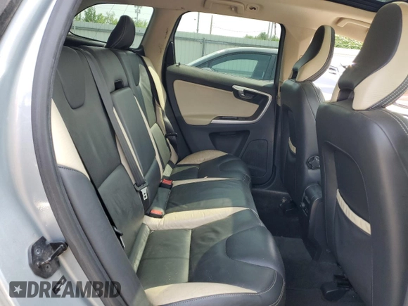 2010 Volvo XC60 3.0T with VIN YV4992DZ7A2123265, listed as a Copart auction lot 60189165 with 185,914 mi miles and Clean title. Bid and sale history available at DreamBid. Image 11.