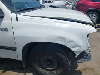 1995 Toyota T100 SR5 z VIN JT4VD12F8S0013406, wystawiony jako IAAI lot #42465291 z przebiegiem 205 683 mil mil oraz . Historia ofert i sprzedaży dostępna na DreamBid. Obrazek 14.
