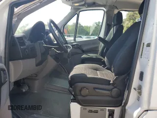 2017 Mercedes-Benz Sprinter with VIN WD4PE7CD4HP383635, listed as a Copart auction lot 74602564 with 24,231 mi miles and Non Repairable. Bid and sale history available at DreamBid. Image 7.