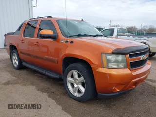 2007 Chevrolet Avalanche 1LT with VIN 3GNFK12327G161075, listed as a IAAI auction lot 41824248 with Not provided miles and . Bid and sale history available at DreamBid. Image 1.