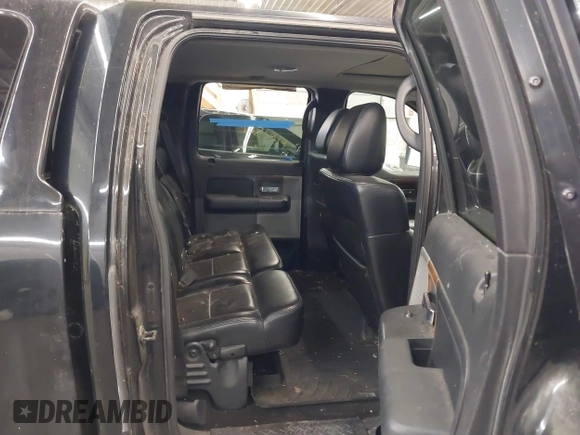 2004 Ford F-150 XLT with VIN 1FTPW14554KC20463, listed as a IAAI auction lot 41862699 with 204,126 mi miles. Bid and sale history available at carsss.com. Image 8.