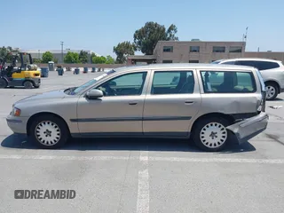 2001 Volvo V70 с VIN YV1SW58D911021608, выставлен на аукционе IAAI как лот 42427856 с пробегом 169 220 миль миль и . История ставок и продаж доступна на DreamBid. Изображение 14.