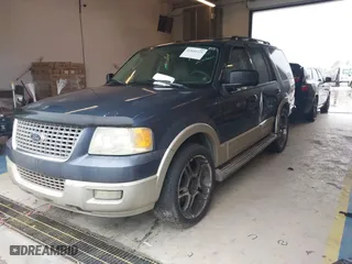2005 Ford Expedition Eddie Bauer with VIN 1FMPU17585LA92339, listed as a IAAI auction lot 41840325 with 237,470 mi miles. Bid and sale history available at carsss.com. Image 2.