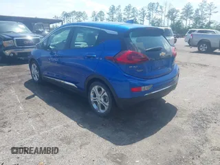 2020 Chevrolet Bolt EV LT z VIN 1G1FY6S04L4133689, wystawiony jako IAAI lot #42116747 z przebiegiem 29 150 mil mil oraz . Historia ofert i sprzedaży dostępna na DreamBid. Obrazek 3.