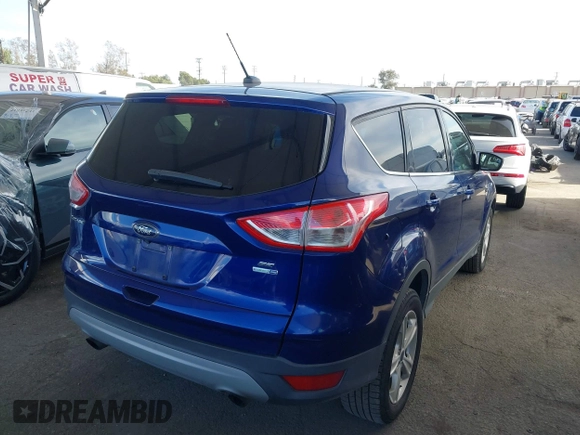 2016 Ford Escape SE with VIN 1FMCU9GX2GUC89275, listed as a IAAI auction lot 41937354 with 140,362 mi miles. Bid and sale history available at carsss.com. Image 4.