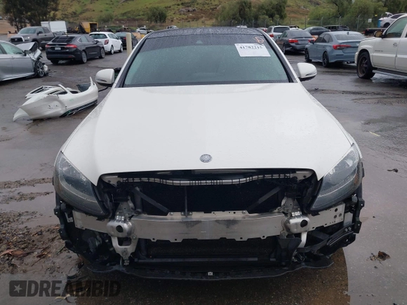 2016 Mercedes-Benz C 300 with VIN 55SWF4JBXGU148330, listed as a IAAI auction lot 41782215 with 87,126 mi miles and . Bid and sale history available at carsss.com. Image 13.