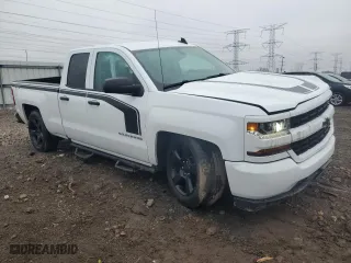 2017 Chevrolet Silverado 1500 Custom with VIN 1GCVKPEH3HZ335154, listed as a Copart auction lot 86254264 with 140,364 mi miles and Salvage Title. Bid and sale history available at carsss.com. Image 4.