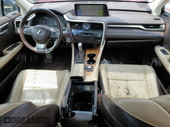 2017 Lexus RX 350 z VIN 2T2BZMCA4HC084282, wystawiony jako Copart lot #49782835 z przebiegiem 70 641 mil mil oraz Szkoda całkowita • Salvage title. Historia ofert i sprzedaży dostępna na DreamBid. Obrazek 8.