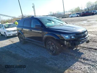 2018 Dodge Journey SE z VIN 3C4PDCAB9JT243816, wystawiony jako IAAI lot #41982817 z przebiegiem 173 092 mil mil oraz . Historia ofert i sprzedaży dostępna na DreamBid. Obrazek 1.