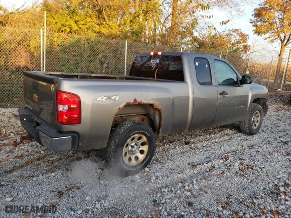 2013 Chevrolet Silverado 1500 Work Truck with VIN 1GCRKPEA1DZ139177, listed as a Copart auction lot 77972924 with 107,737 mi miles and Clean Title. Bid and sale history available at carsss.com. Image 3.