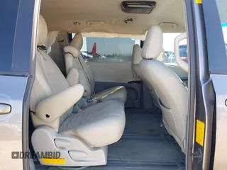 2011 Toyota Sienna LE AAS with VIN 5TDKK3DC0BS103380, listed as a IAAI auction lot 41855259 with 216,022 mi miles. Bid and sale history available at carsss.com. Image 8.