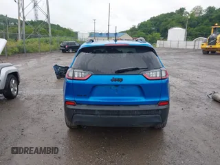 2021 Jeep Cherokee Altitude с VIN 1C4PJMLB7MD117394, выставлен на аукционе IAAI как лот 42330963 с пробегом 60 230 миль миль и . История ставок и продаж доступна на DreamBid. Изображение 17.