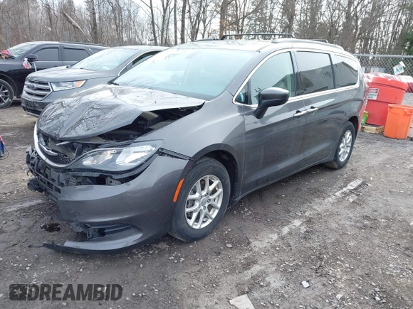 2020 Chrysler Voyager LXi z VIN 2C4RC1DG2LR266058, wystawiony jako IAAI lot #41767570 z przebiegiem 106 602 mil mil oraz . Historia ofert i sprzedaży dostępna na DreamBid. Obrazek 2.