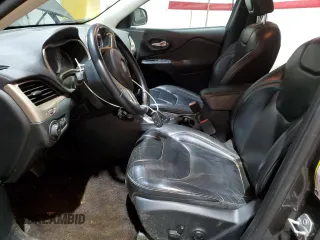2017 Jeep Cherokee Limited с VIN 1C4PJMDB9HW519409, выставлен на аукционе Copart как лот 61005795 с пробегом 220 523 миль миль и Чистый • Clean title. История ставок и продаж доступна на DreamBid. Изображение 7.