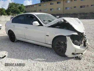 2011 BMW 3 Series 328i with VIN WBAPH7G54BNN06015, listed as a Copart auction lot 45019305 with 0 mi miles and Salvage Title. Bid and sale history available at carsss.com. Image 4.