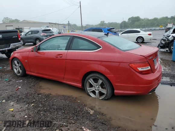 2012 Mercedes-Benz C 250 z VIN WDDGJ4HB7CF926198, wystawiony jako Copart lot #56890165 z przebiegiem 72 481 mil mil oraz Czysty tytuł • Clean title. Historia ofert i sprzedaży dostępna na DreamBid. Obrazek 2.