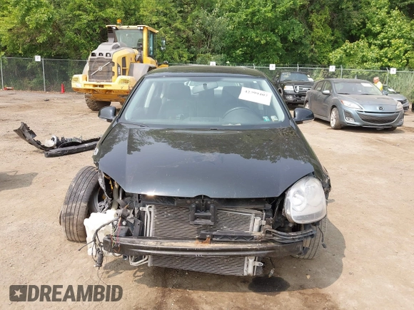 2009 Volkswagen Jetta SE with VIN 3VWRZ71K29M078499, listed as a IAAI auction lot 42399407 with 124,484 mi miles and . Bid and sale history available at DreamBid. Image 12.