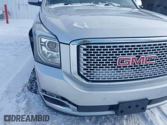 2016 GMC Yukon Denali with VIN 1GKS2CKJ7GR151020, listed as a IAAI auction lot 41539216 with 120,893 mi miles. Bid and sale history available at carsss.com. Image 18.