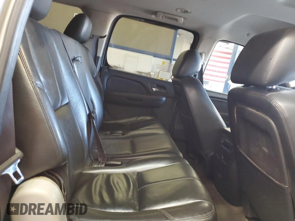 2014 GMC Yukon XL SLT with VIN 1GKS2KE71ER113015, listed as a Copart auction lot 53811995 with 327,065 mi miles and Clean Title. Bid and sale history available at carsss.com. Image 11.
