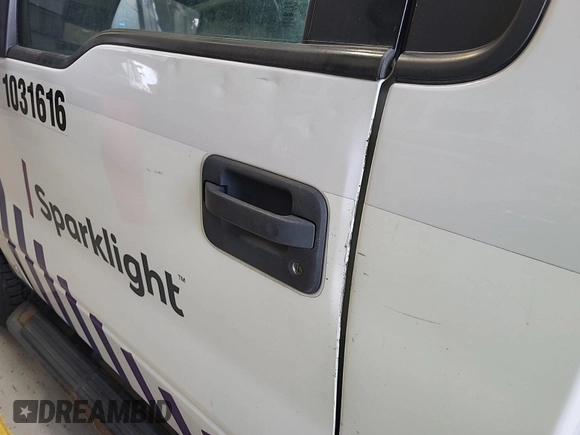 2014 Ford F-150 с VIN 1FTPF1EF3EKE59499, выставлен на аукционе IAAI как лот 42785501 с пробегом 98 119 миль миль и . История ставок и продаж доступна на DreamBid. Изображение 52.