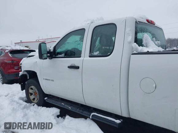 2009 Chevrolet Silverado 3500HD with VIN 1GCHC79K69E151898, listed as a IAAI auction lot 41489796 with 222,025 mi miles and . Bid and sale history available at DreamBid. Image 14.