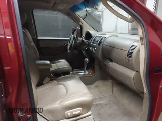 2005 Nissan Pathfinder SE z VIN 5N1AR18W35C725943, wystawiony jako IAAI lot #42119299 z przebiegiem 189 059 mil mil oraz . Historia ofert i sprzedaży dostępna na DreamBid. Obrazek 5.