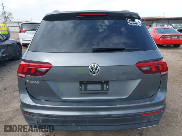 2019 Volkswagen Tiguan S с VIN 3VV1B7AX7KM013381, выставлен на аукционе IAAI как лот 41813840 с пробегом 89 258 миль миль и . История ставок и продаж доступна на DreamBid. Изображение 16.