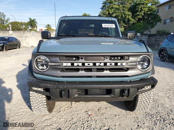 2021 Ford Bronco with VIN 1FMDE5DH5MLA96921, listed as a Copart auction lot 42522835 with 24,485 mi miles and Salvage Title. Bid and sale history available at carsss.com. Image 5.
