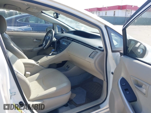 2010 Toyota Prius II with VIN JTDKN3DU3A0237639, listed as a IAAI auction lot 42108093 with 202,901 mi miles. Bid and sale history available at carsss.com. Image 5.
