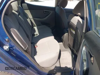 2015 Hyundai Elantra SE z VIN 5NPDH4AE7FH565322, wystawiony jako IAAI lot #42300061 z przebiegiem 94 342 mil mil oraz . Historia ofert i sprzedaży dostępna na DreamBid. Obrazek 8.